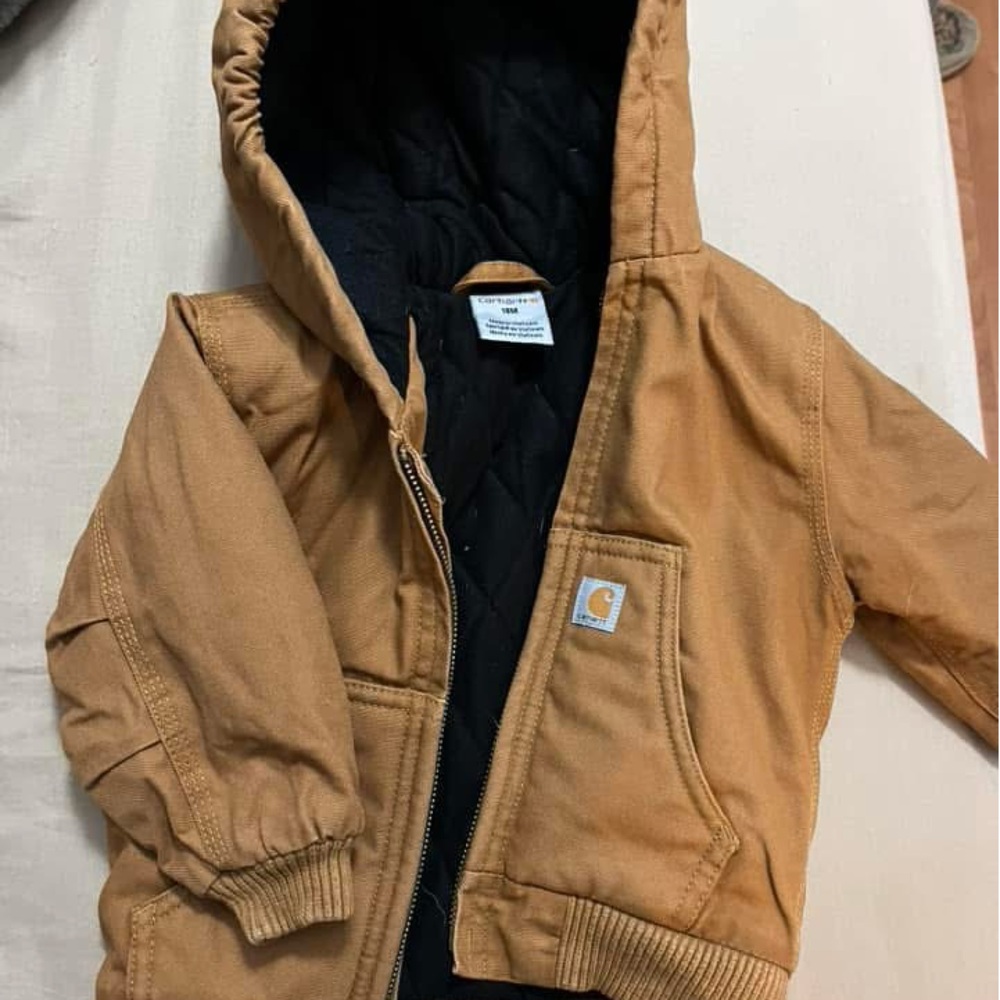 Carhartt coat 18mo